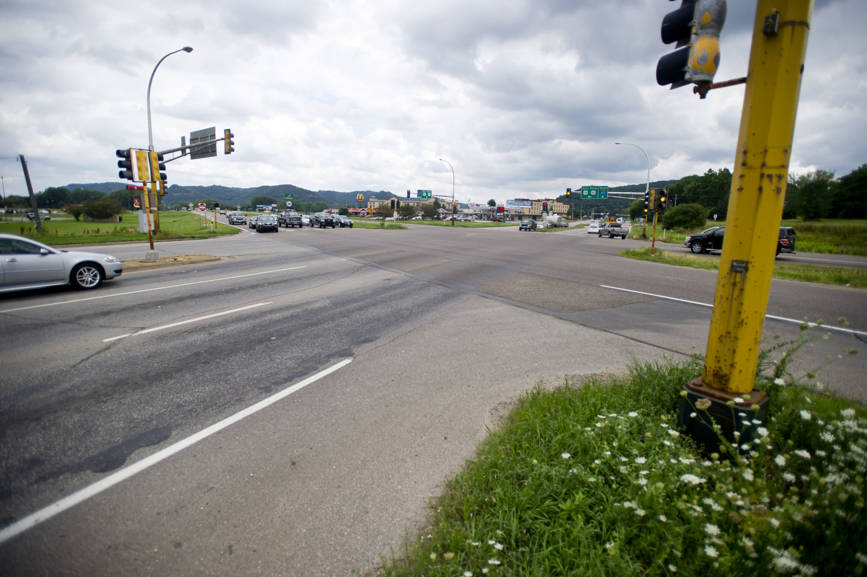 Mankato Avenue and Hwy. 61 - 55 crashes